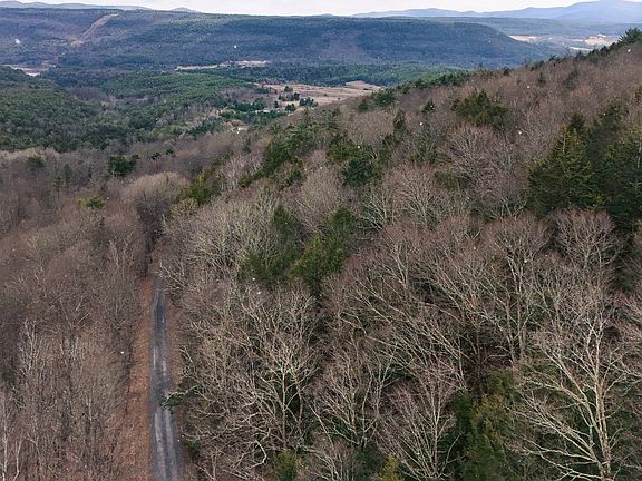 2nd image of 525 Meeghan Rd