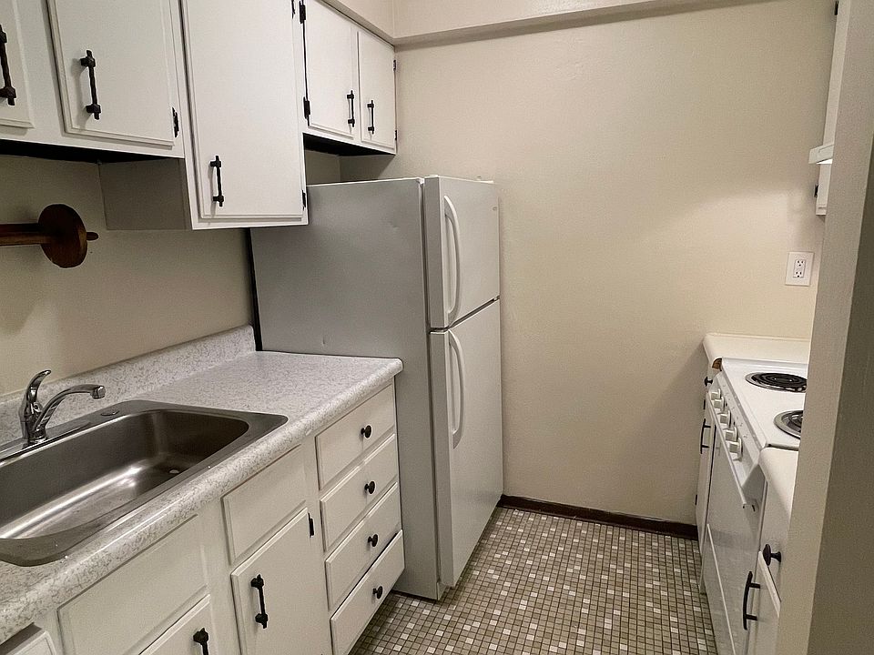 1st image of 566 Dawson Ave APT 105