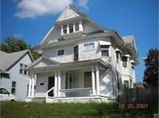 1430 Summit St, Sioux City, IA 51103