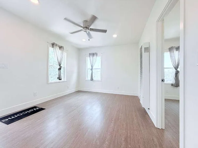 6509 State St #A — Photo 29