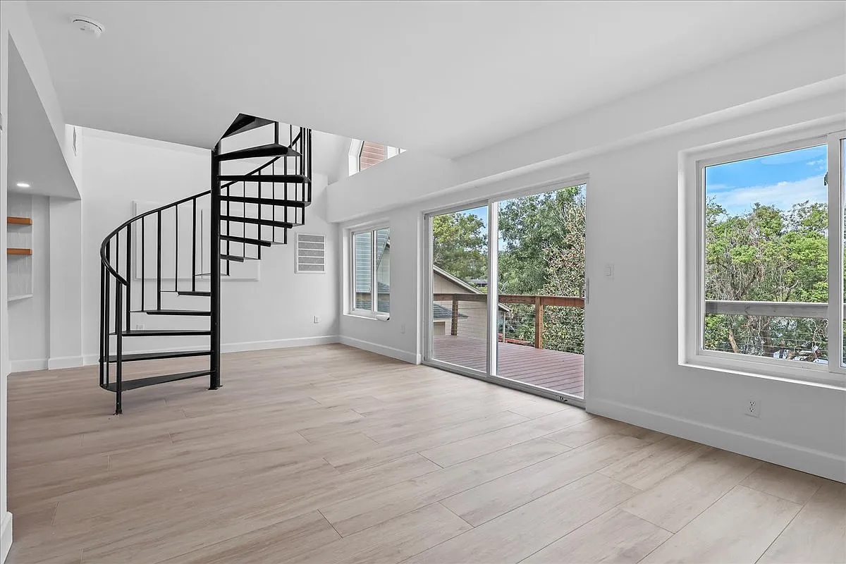 3 bed, 2.5 bath, 1750 sqft, $2,795 — Photo 4