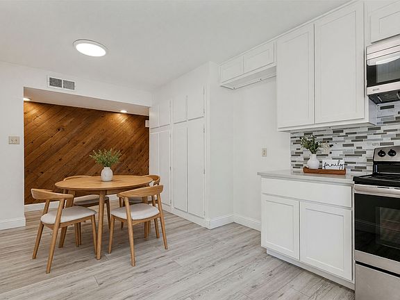 4th image of 3726 Lancelot Pl