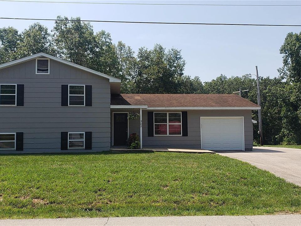 1st image of 302 Grand Ave