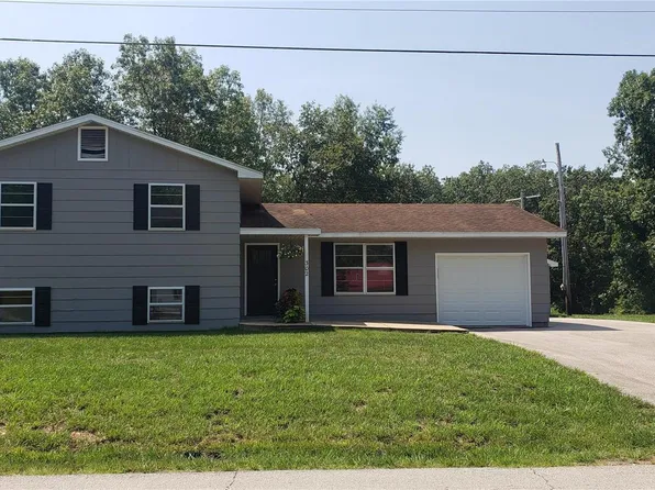 302 Grand Ave, Steelville, MO 65565