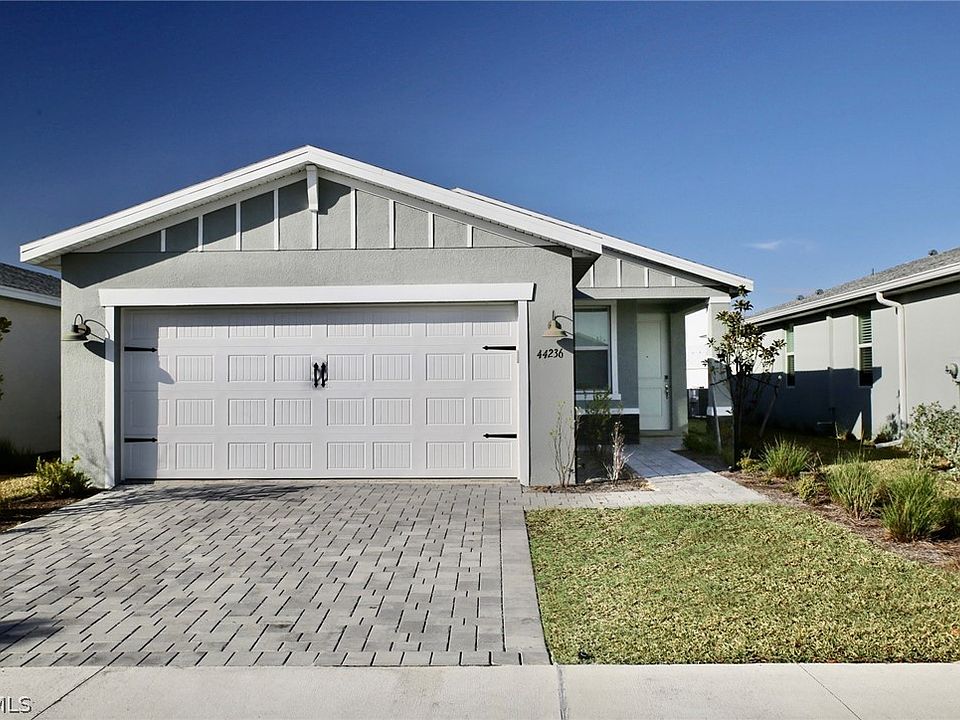 1st image of 44236 Frontier Dr