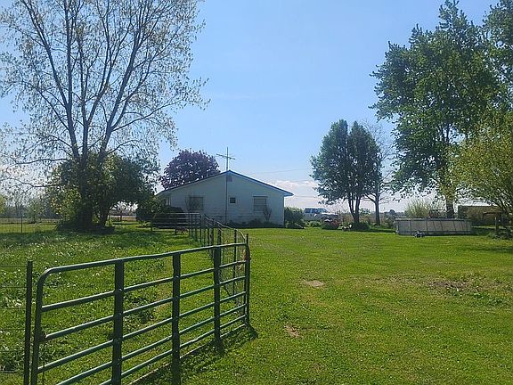 3rd image of 2552 White Rd SE