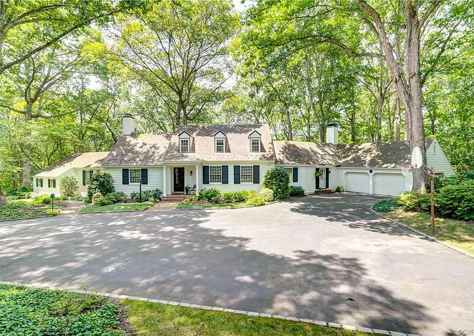 1st image of 13 Twin Lake Ln