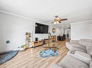Horizon Village, El Cajon, CA 92071