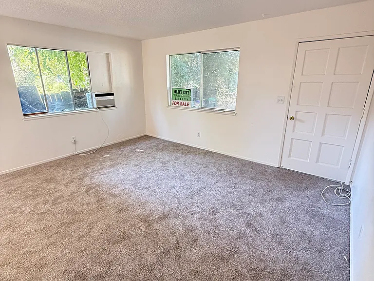 608 Ventura Ave #606 — Photo 2
