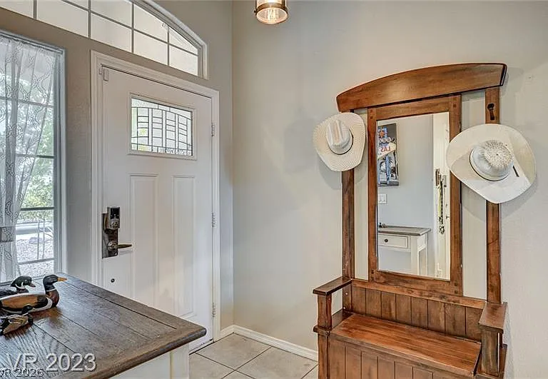 987 Cutter St — Photo 17