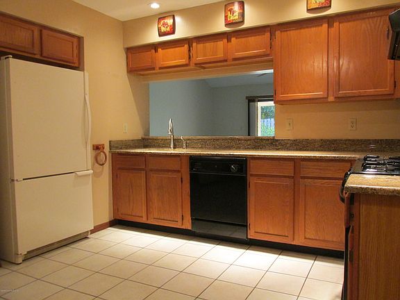 4th image of 3000 Clearlake Dr APT 5