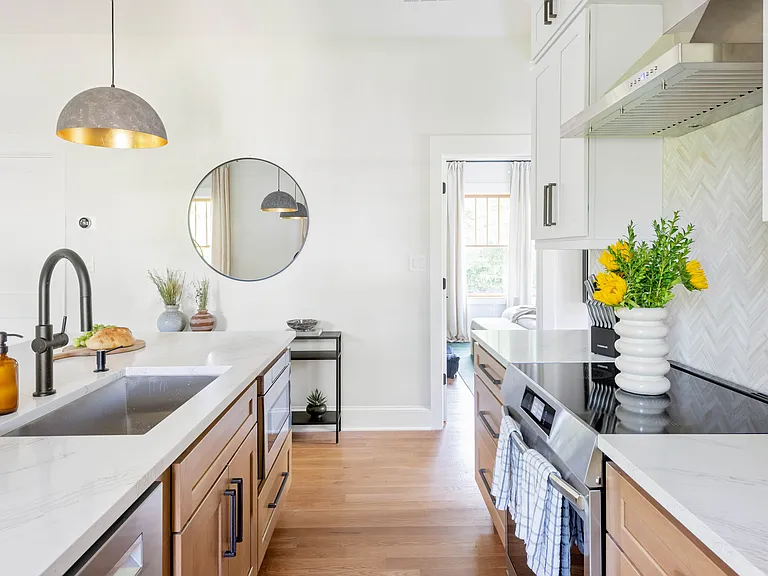 987 Blue Ridge Ave NE #CH — Photo 4