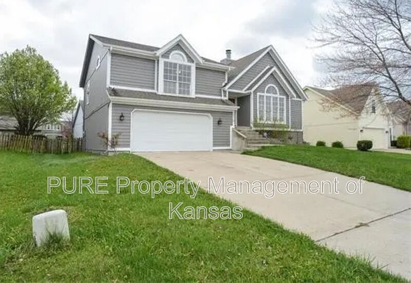 1st image of 7719 W 156th St