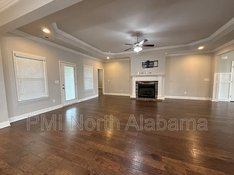 20 Crimson Cloud SW — Photo 5