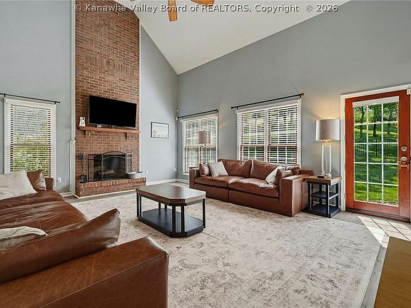 3rd image of 358 Evans Grove Dr