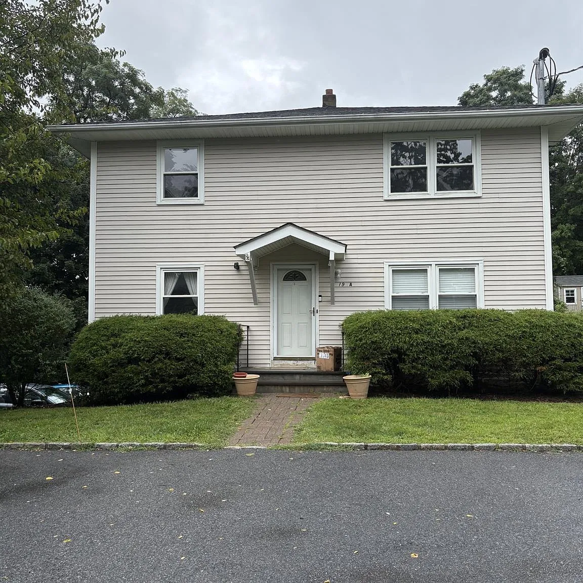 2 bed, 1.0 bath, 950 sqft, $2,700 — Photo 1