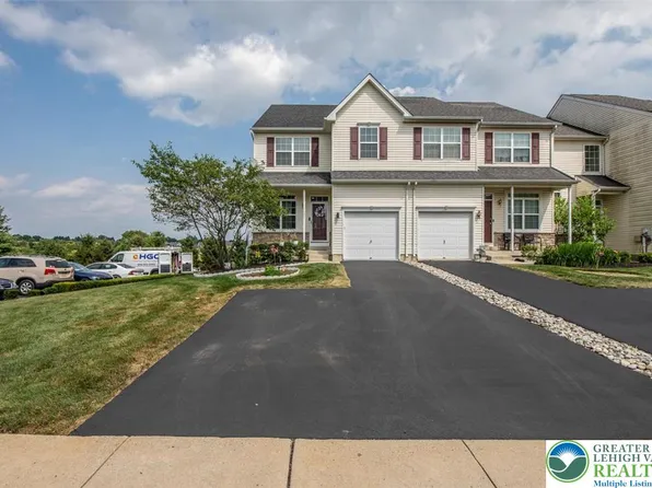 1031 King Way, Breinigsville, PA 18031