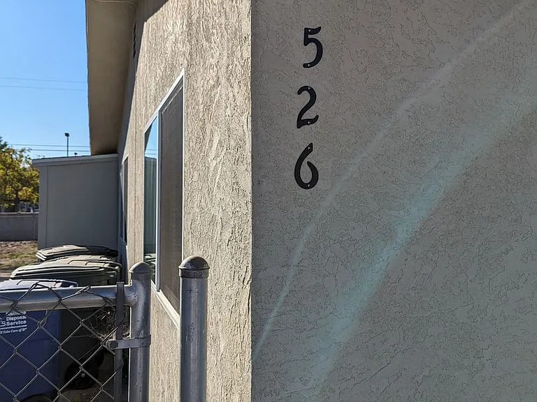 526 D St — Photo 7