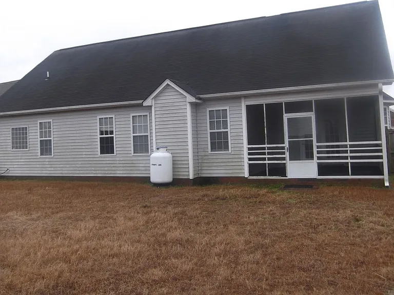 1250 Mingary Ave — Photo 3