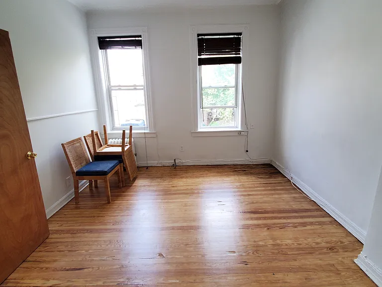 25-39 36th St #2REAR — Photo 2