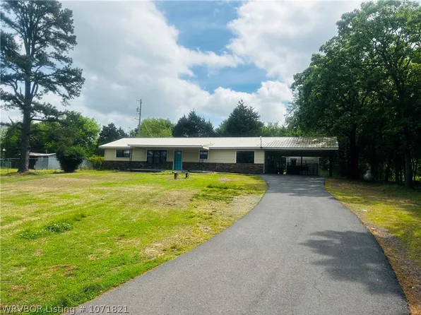 2500 N Witte St, Poteau, OK 74953