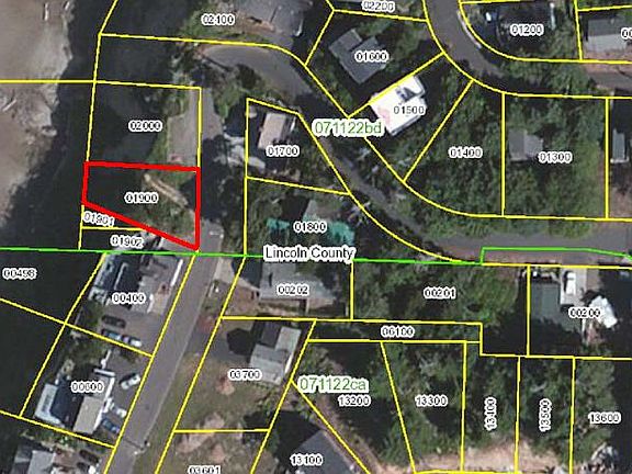 2nd image of 2461 SW Anchor Ave