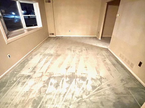 4th image of 3412 Mansion Dr
