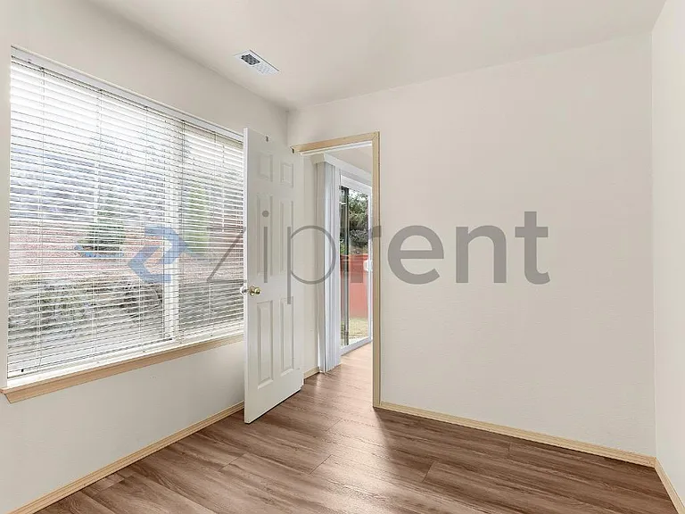 22668 129th Pl SE — Photo 10