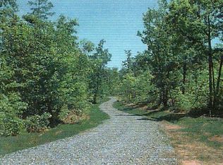 23 Trailwood Rd, Huddleston, VA 24104