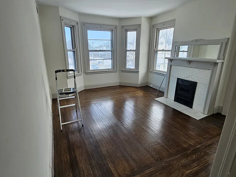 2346 Kenilworth Ave #2 — Photo 8