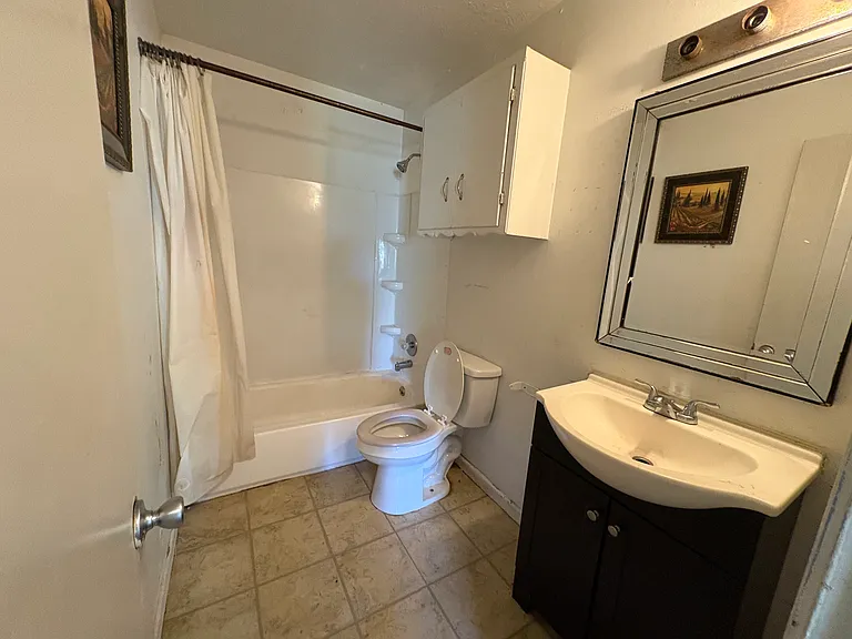6921 Sears Ter — Photo 10