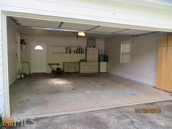 3rd image of 3913 Hadley Farm Dr