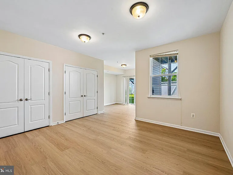 23004 Meadow Mist Rd — Photo 9