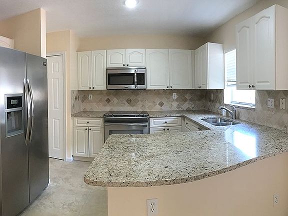 2nd image of 198 Magnolia Ave