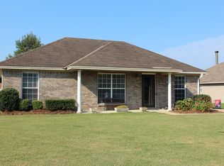 409 Cotton Lakes Blvd, Wetumpka, AL 36092
