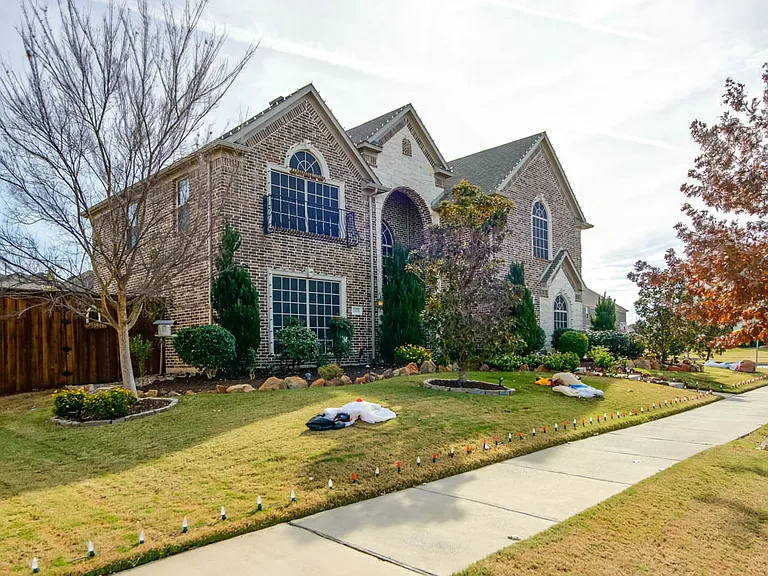 13083 Montfair Blvd — Photo 14