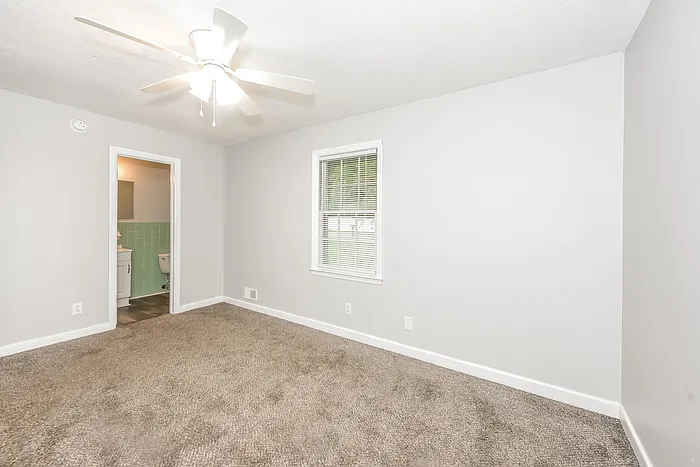 7307 Patricia Dr — Photo 6