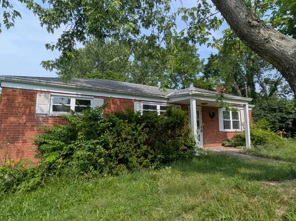 6761 Schweitzerhoff Rd, Cincinnati, OH 45247