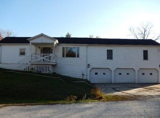 220 Oak St, Warsaw, IL 62379