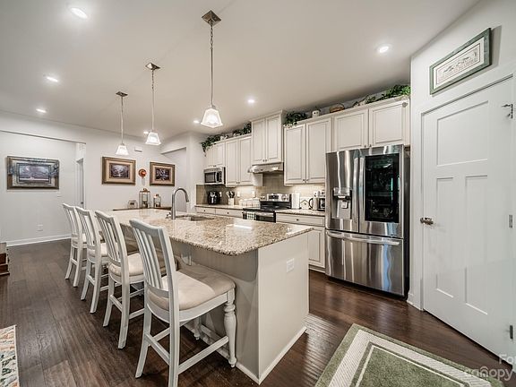 4th image of 8332 Bretton Woods Dr