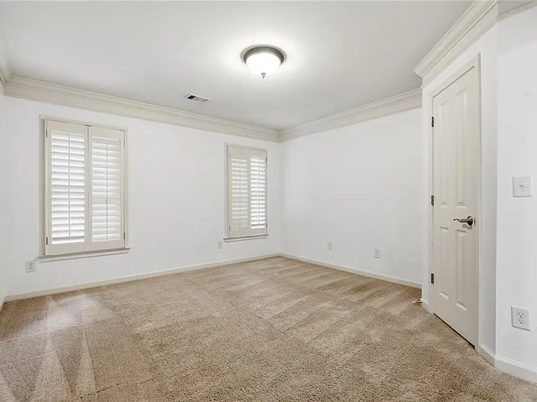 2060 Fife Ridge Ct — Photo 16