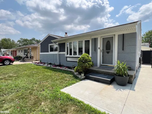 22201 Samuel St, Taylor, MI 48180