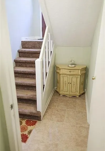 Ember Cir — Photo 29