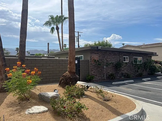 45521 Sunset Ln #5 — Photo 9