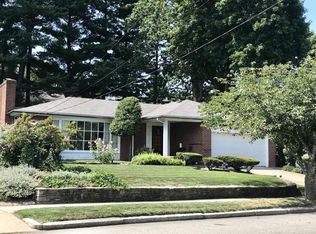 678 Elmgrove Ave, Providence, RI 02906