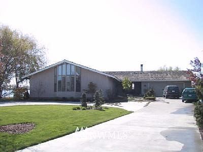 1st image of 928 S Laguna Drive