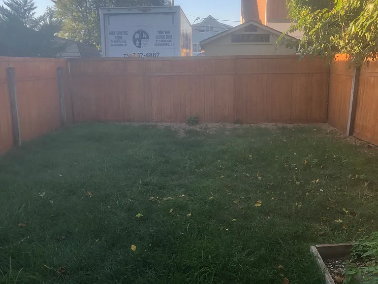 89 Maple Ave — Photo 32