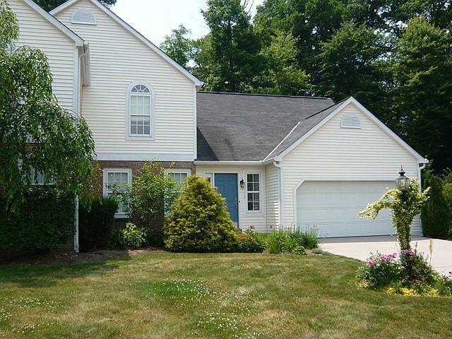 1st image of 112 Hampshire Dr