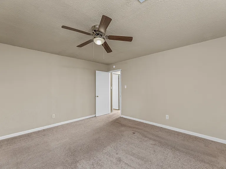 4708 NW Cheryl Blvd — Photo 22