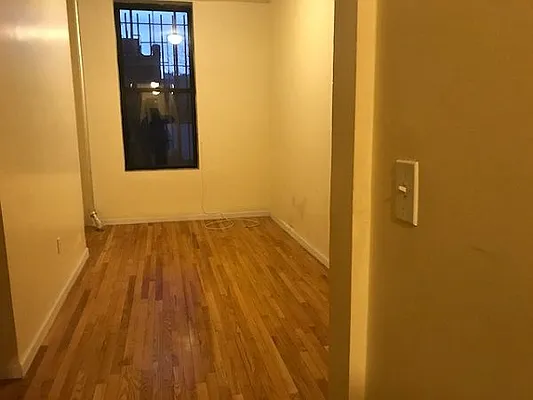 Rented by Perry Associates NYC Inc | media 5